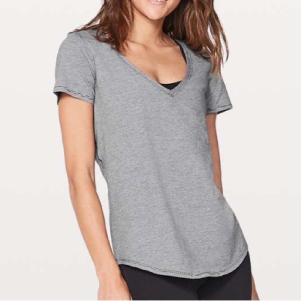 Lululemon Love Tee V